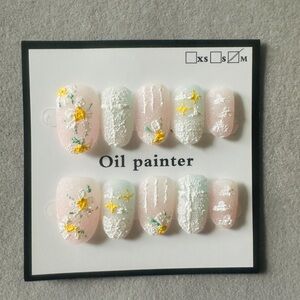 Floral Nail Art Set with White and Yellow Accents